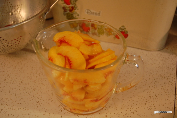 Old Fashioned Peach Cobbler