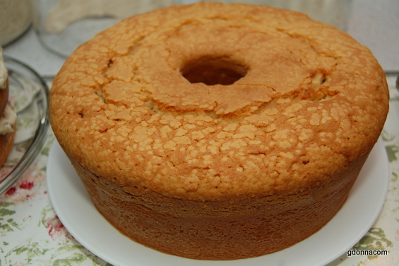 Grandma Donna's Cream Cheese Pound Cake